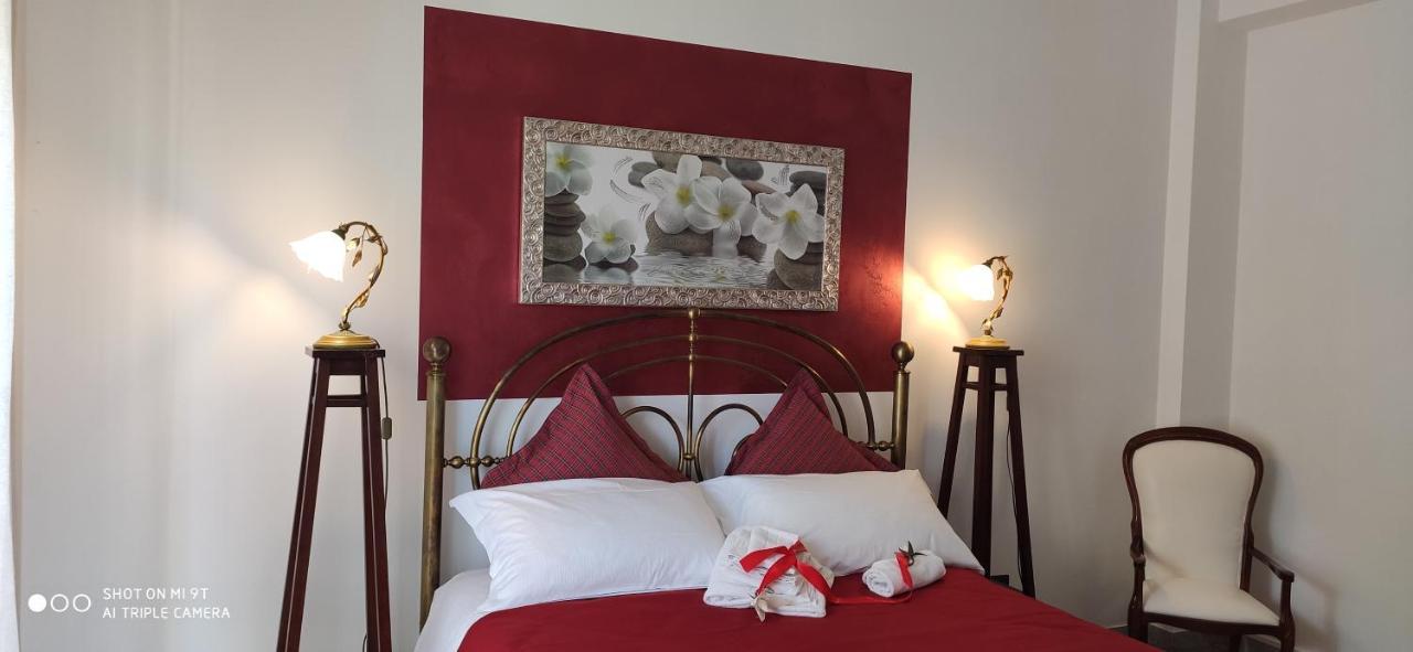 B&B Palazzo Armini Rogliano Bagian luar foto